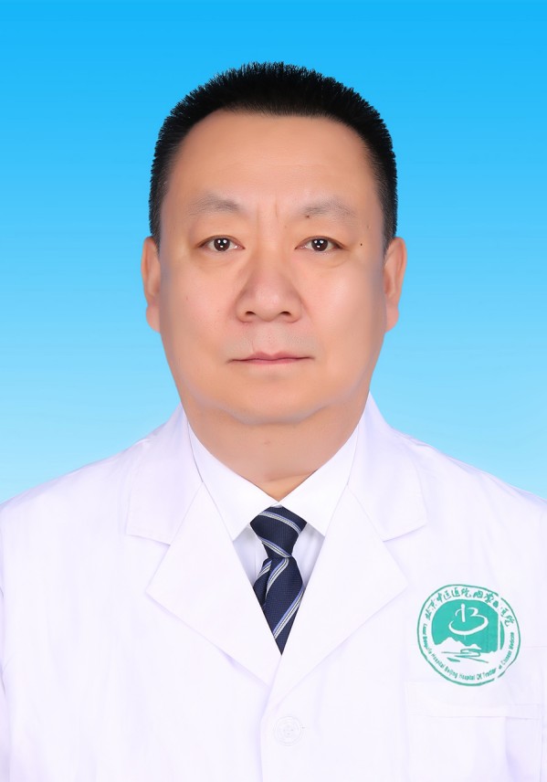 2.骨伤�   主任医师 张翔.jpg